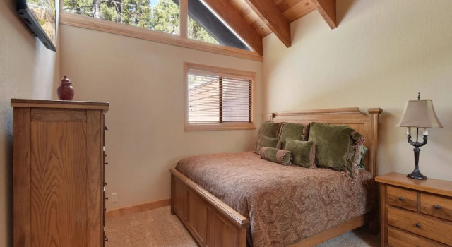 Incline Village Tranquility, Забронировать Дом для отпуска Инклайн-Виллидж North Lake Tahoe