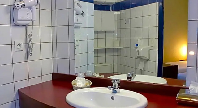 Трёхместный семейный номер Standard Kyriad Direct Rennes Ouest