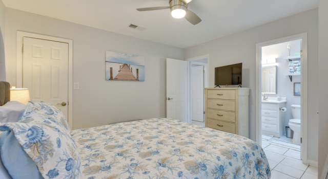 Fort Walton Beach Cottage w/ Hot Tub & Patio!, Buchen Sie Ferienhaus Fort Walton Beach Emerald Coast
