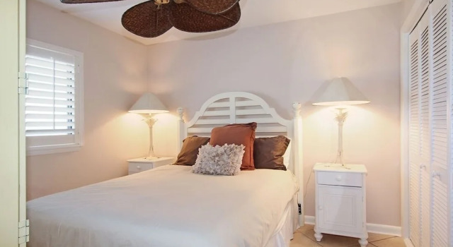 One Seagrove Place Unit 1703 2 Bedroom Condo by Redawning