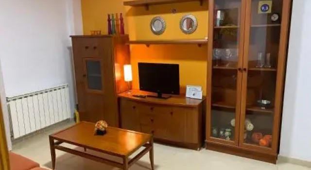 Apartamentos Alcañiz III, Book Apartment Hotels in Aragon with Parking, Parking