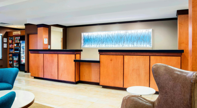 Fairfield Inn and Suites by Marriott Lakeland Plant City, Buchen Sie Hotel Plant City Florida