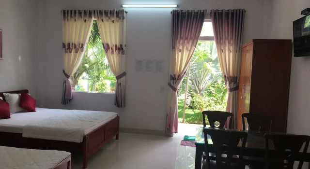 Четырёхместное бунгало Economy с балконом Areca Resort