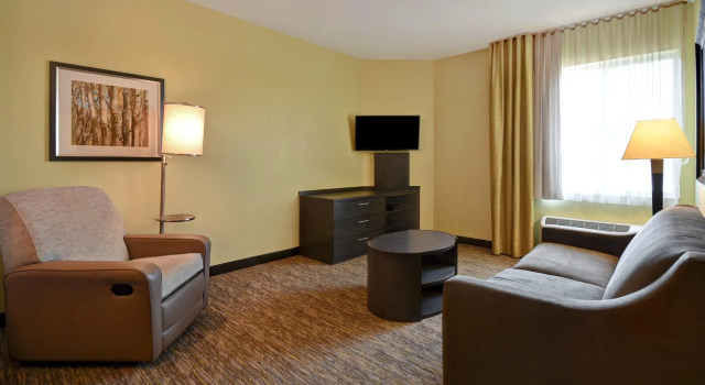 Двухместный люкс c 1 комнатой Candlewood Suites St Clairsville Wheeling Area by IHG