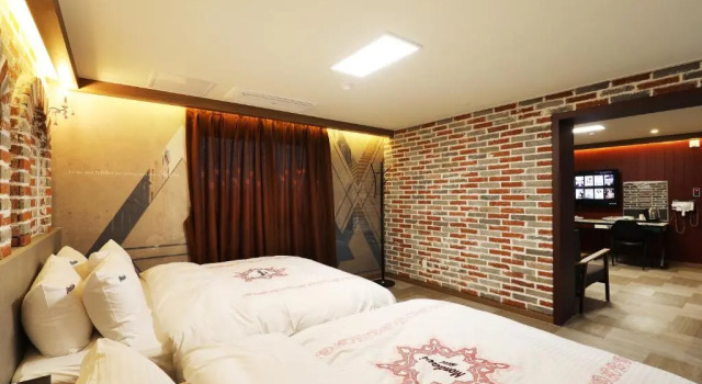 Люкс Hotel Mondavi