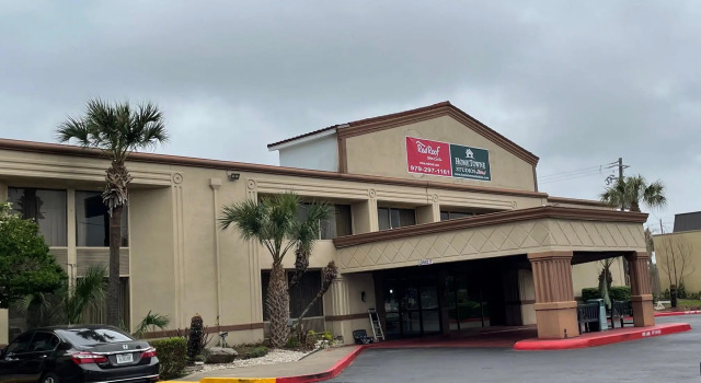 Двухместный люкс Clarion Pointe Lake Jackson - Clute