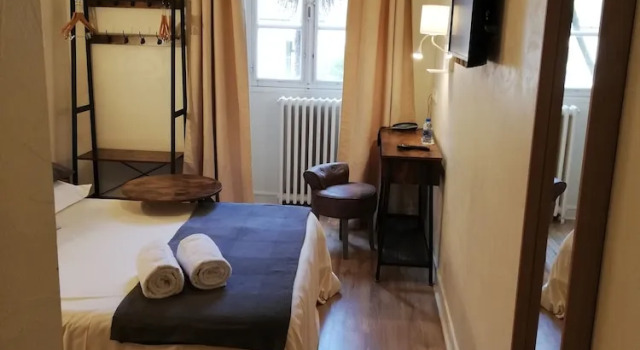 Номер Comfort Hôtel Saint Daniel