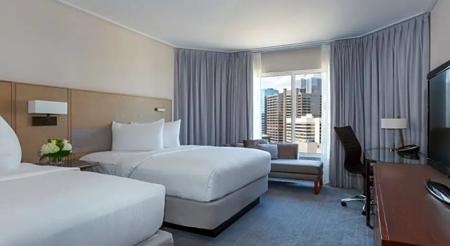 Номер Deluxe InterContinental Toronto Centre by IHG