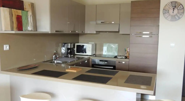 Апартаменты Appartement vue piscine dans résidence de standing