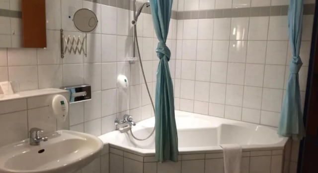 Двухместный номер Standard Tryp by Wyndham Kassel City Centre