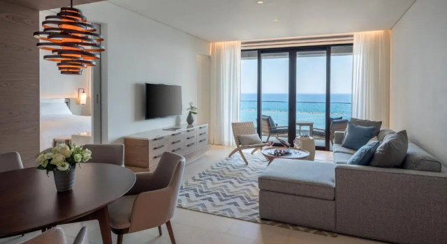 2 slaapkamers Deluxe Suite uitzicht op zee Amara Hotel
