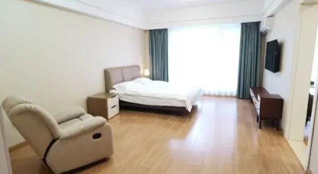 Dalian Yimao Center Hotel (Gaoxin Wanda Plaza Qixianling Forest Park)