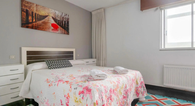 Snug Apartment in Santiago de Compostela With Terrace, Забронировать Апартаменты/квартира Апартаменты А-Коруньи, Апартаменты/квартира