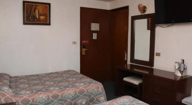 Четырёхместный номер Standard Hotel Maria Victoria Xalapa