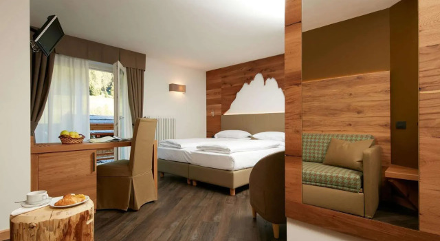 Hotel Valacia, Забронировать Отель Поцца-ди-Фасса Долина Валь-ди-Фасса