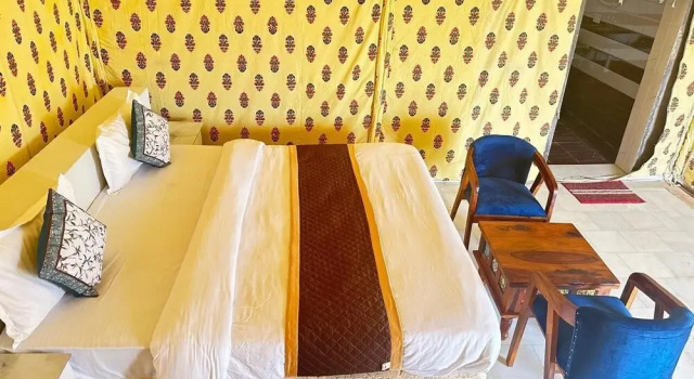 Raghav Resort Jaisalmer, Забронировать Курортный отель Отели штата Раджастхана с парковкой, Парковка