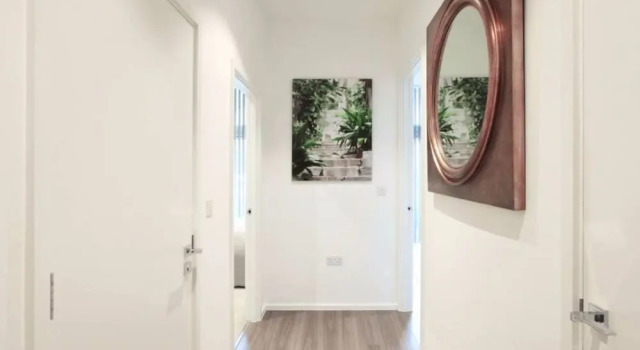 Modern 1 Bedroom Apartment in West London, Varaa Huoneisto Asunnot kohteessa Merseyside, Huoneisto