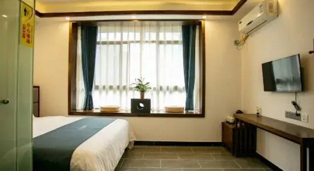 Люкс Fenghuang Dongyiyuan · Homestay