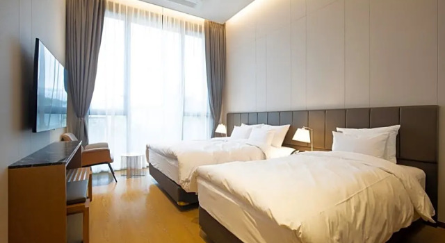 Номер Deluxe Jeonju Tourist Hotel kkotsim