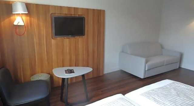 Номер Privilege Hotel Atrium by Happyculture