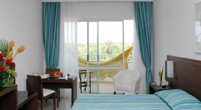 Одноместный номер Deluxe с балконом Bahia Plaza Hotel - Praia de Busca Vida - 8Km Aeroporto Salvador