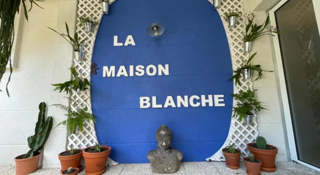 Maison Blanche, Забронировать Отель Отели Бассен-д'Аркашон с парковкой, Парковка