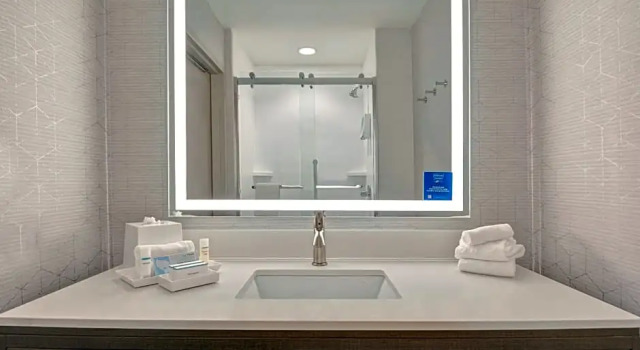 Двухместная студия-люкс Hearing Accessible Home2 Suites By Hilton Savannah Midtown, Ga