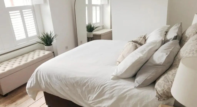 Коттедж Emerson House. Close to Poole Harbour & Town Centre