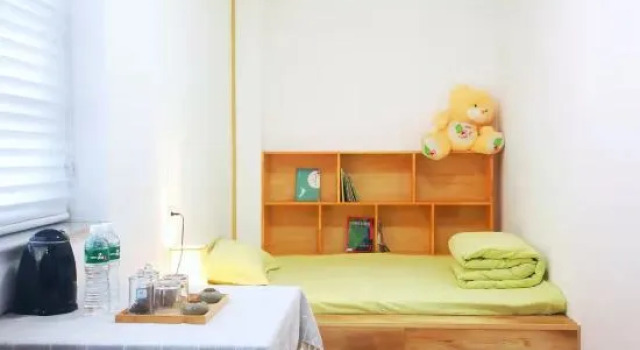 Семейный люкс с 2 комнатами Dali Ruoxianju Bed and Breakfast (Foreigner Street Branch)