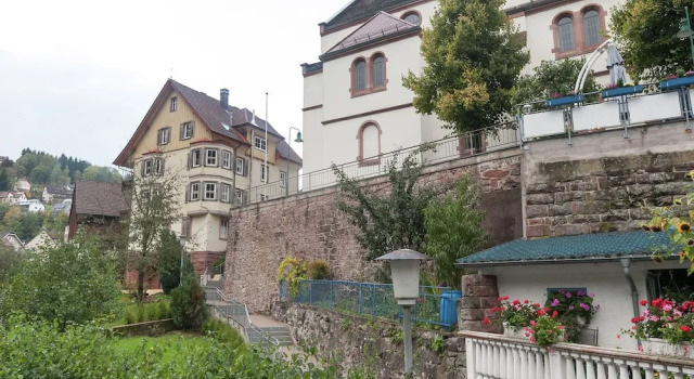 Beautiful Apartment in Lauterbach ot Fohrenbhl With Garden