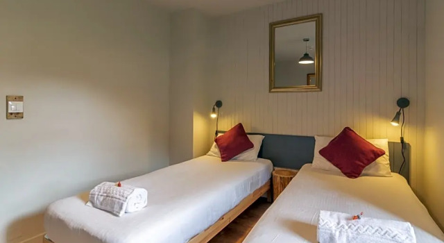 CHALET AUBERGE - Les Mélèzes, Забронировать Шале Виллы Овернь-Рона-Альпы, Вилла