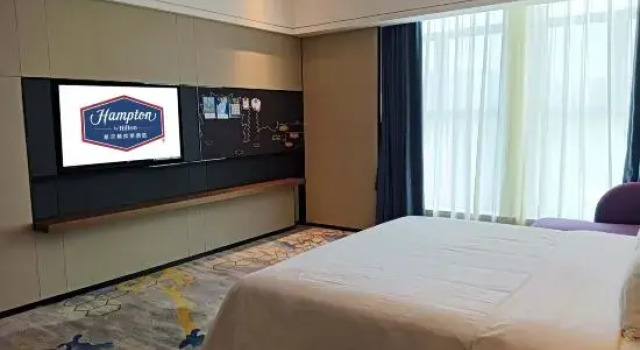 Люкс Deluxe Hampton by Hilton Shaoguan