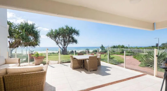 Апартаменты Viscount on the Beach