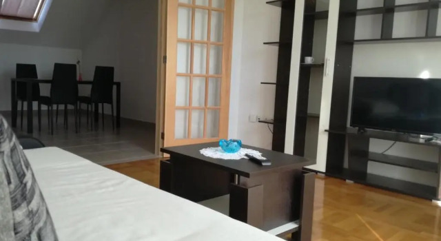 Апартаменты Seaside Apartment