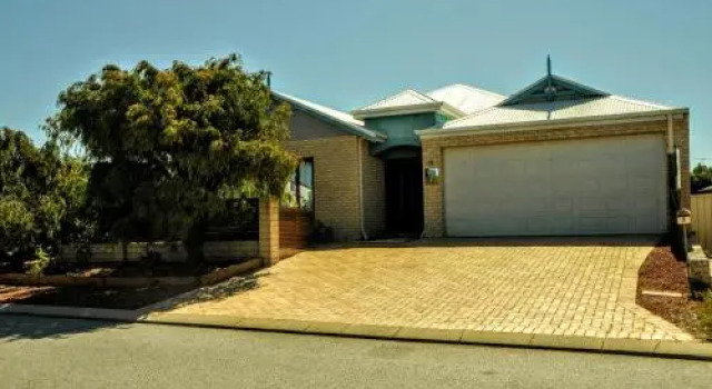 Halls Head Holiday Home, Book Hotel Halls Head Western Australia