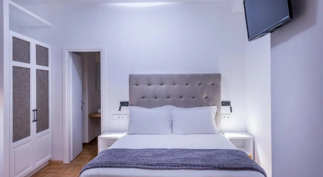 Люкс Shapes Luxury Suites