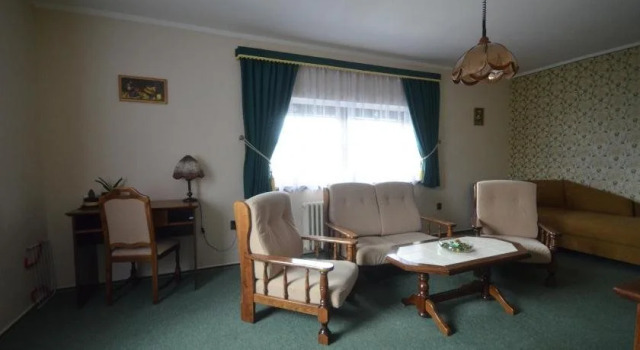 Villa Žerotín Penzion Bed & Breakfast, Rezervovat Vila Chaty v Olomouc Region, Chalupa