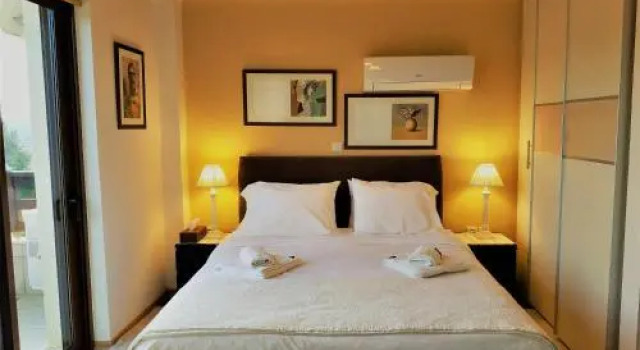 Mountain Chalet Livadi, Book Chalet Hotels in Central Greece with Parking, Parking