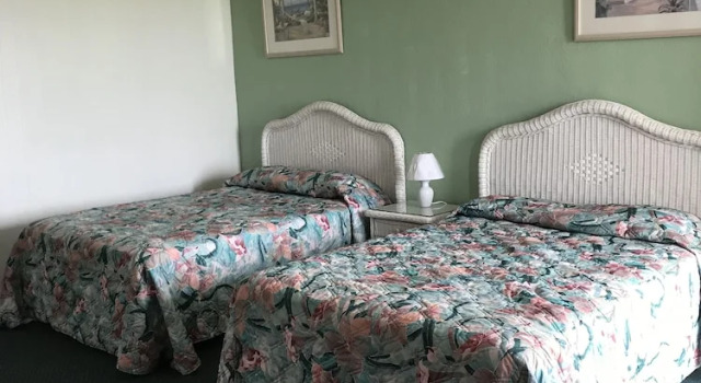 Номер Standard Gold Crest Motel
