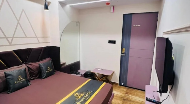Номер Classic 4 Ever Hotel - Surat
