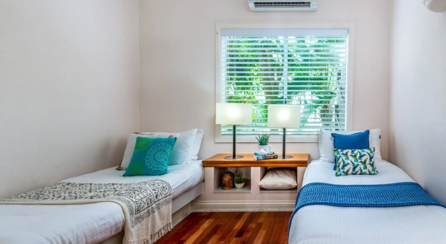 Belle Escapes - Absolute Beachfront Apartment with Private Pool Alamanda Resort "48"
