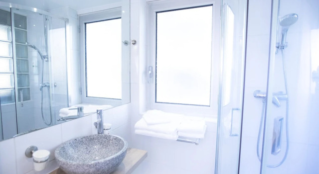 Трёхместный номер Standard с балконом Tiercé Hotel