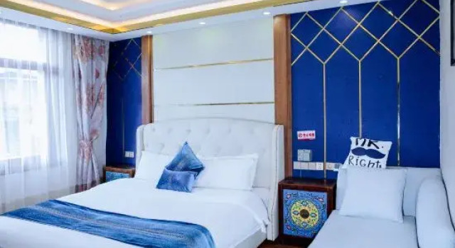 Люкс Dear Zhaizhai Hot Spring Hostel