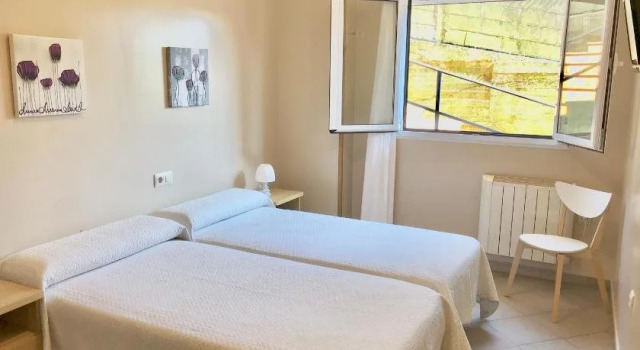 Albergue O Burgo, Rezerwuj Hotel Tanie hotele w Galicja