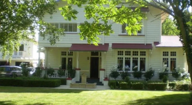 Willowlodge B & B, Buchen Sie Hotel  