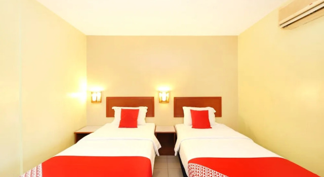 Oyo 447 Comfort Hotel Meru