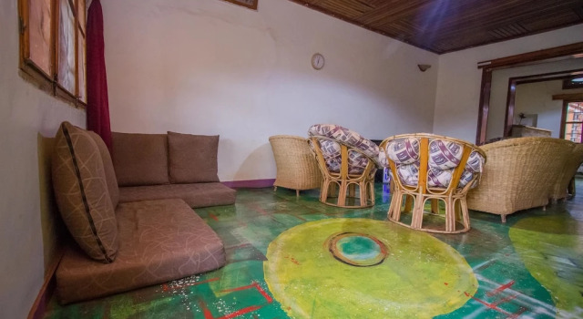 Ewaka Guesthouse and Backpackers, Prenota Hotel Hotel a Kampala con parcheggio, Parcheggio
