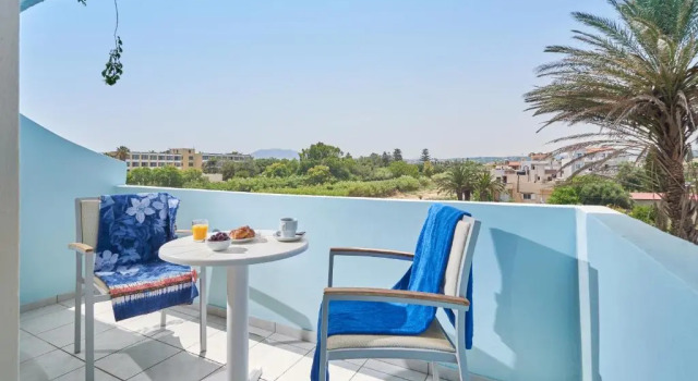 Семейный номер Superior Aptera Beach