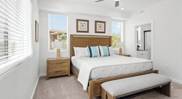 Touch of Class Stunning 5 Bdr!