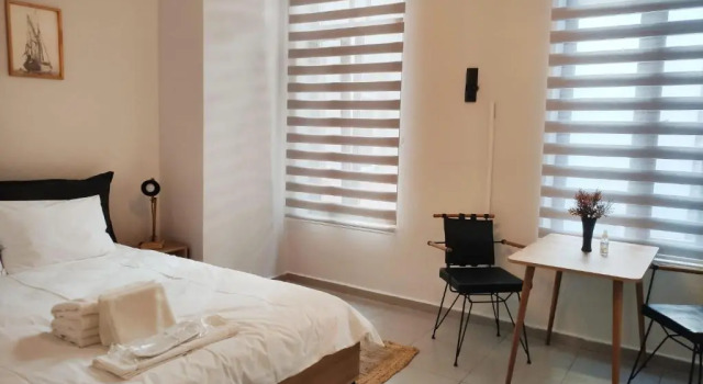 Cozy big room near Taksim R4- Home design